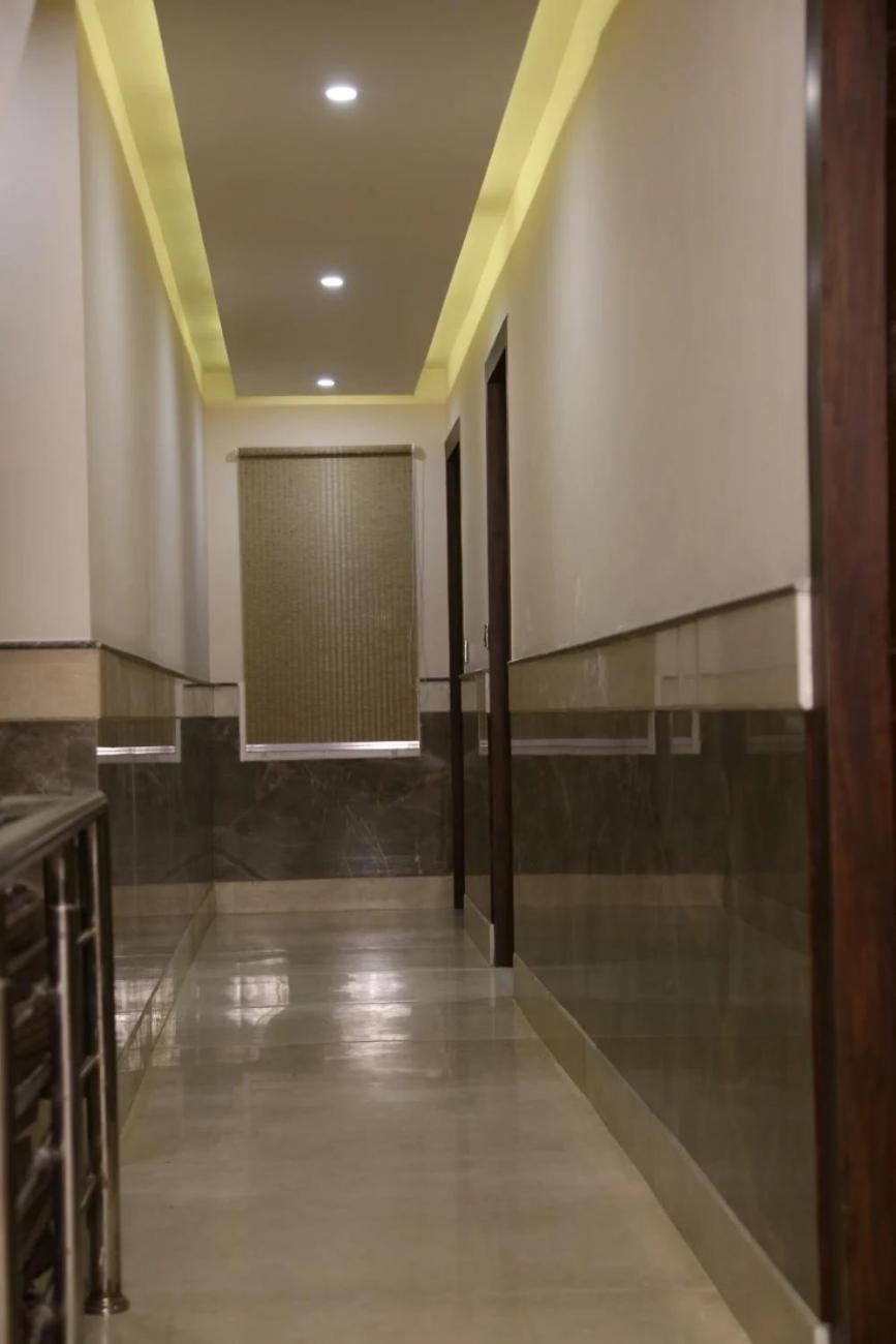 Aangan Regency Hotel Shimla Buitenkant foto