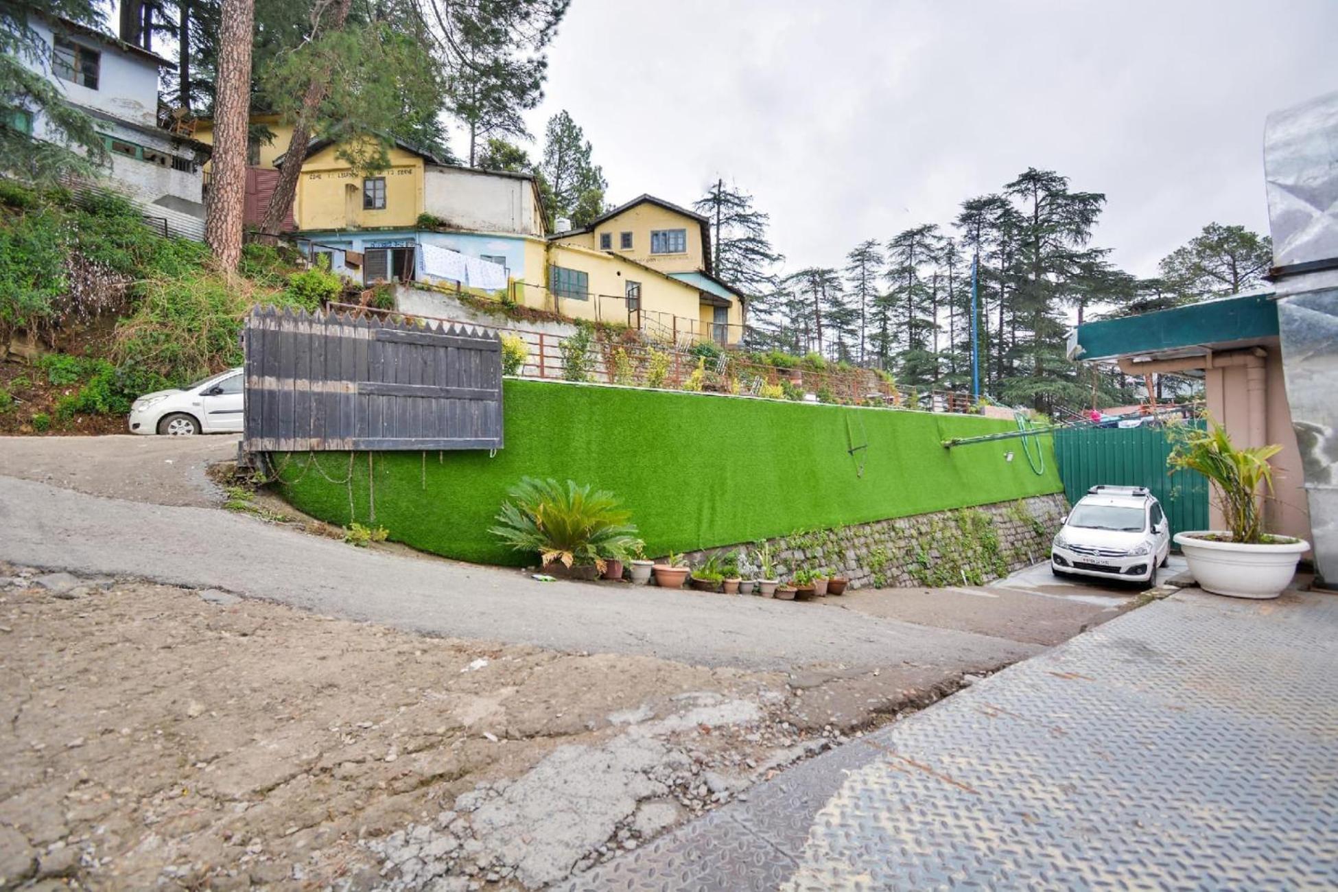 Aangan Regency Hotel Shimla Buitenkant foto