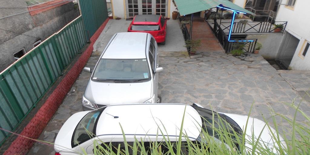 Aangan Regency Hotel Shimla Buitenkant foto